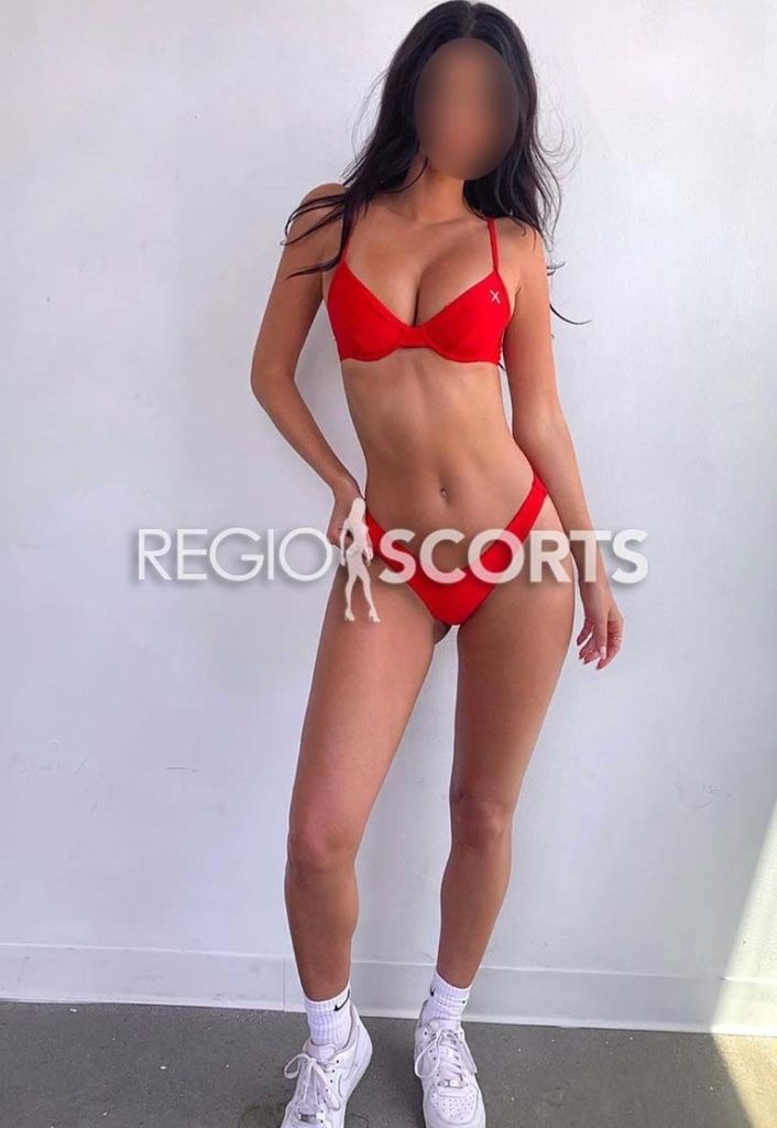 ANDY UNIVERSITARIA VIP TOP