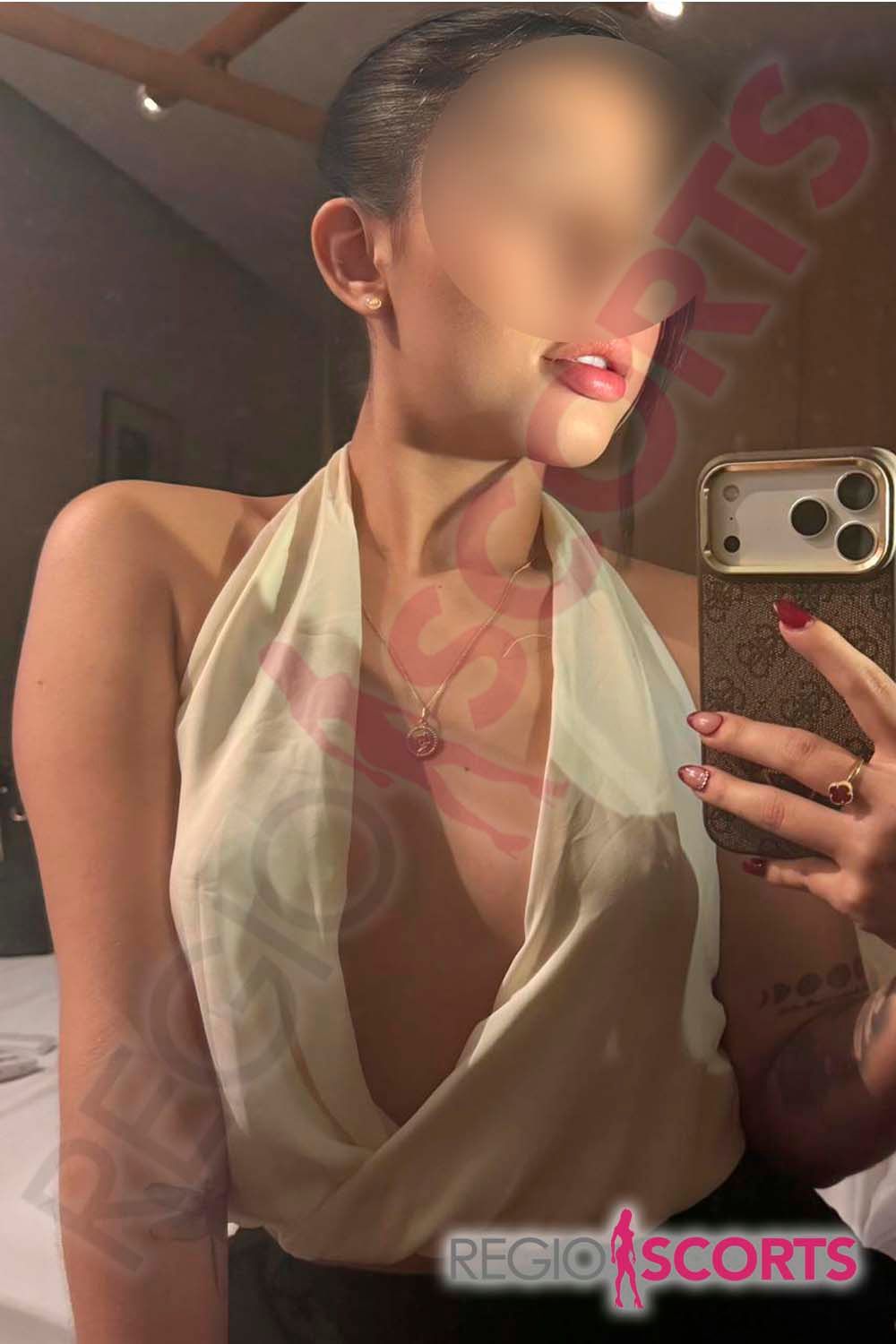 Dominick Escort en Monterrey
