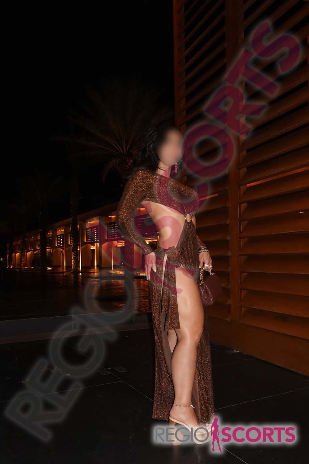 Nueva Delsy escort fitnes regia