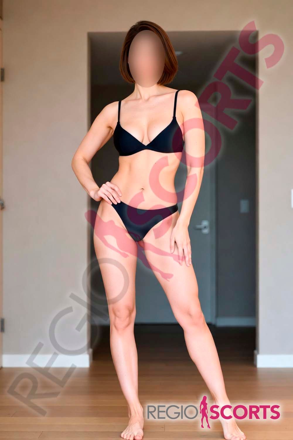 Nueva Nefer universitaria escort iniciando en Monterrey