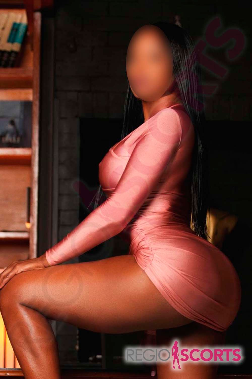 Nueva Nicol hermosa escort